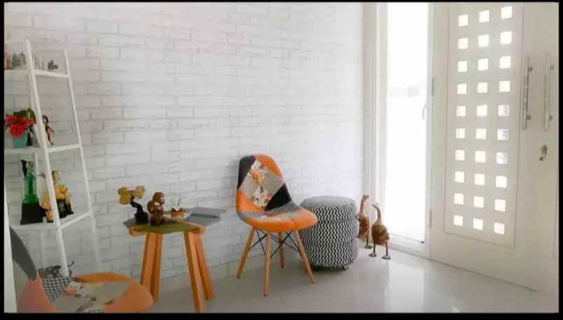 dijual rumah manyar jaya