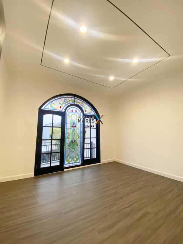 dijual rumah manyar kertoadi