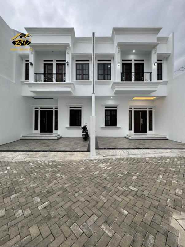 dijual rumah mbv248