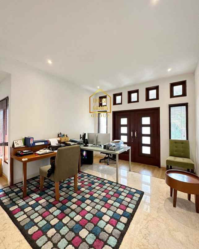 dijual rumah menteng