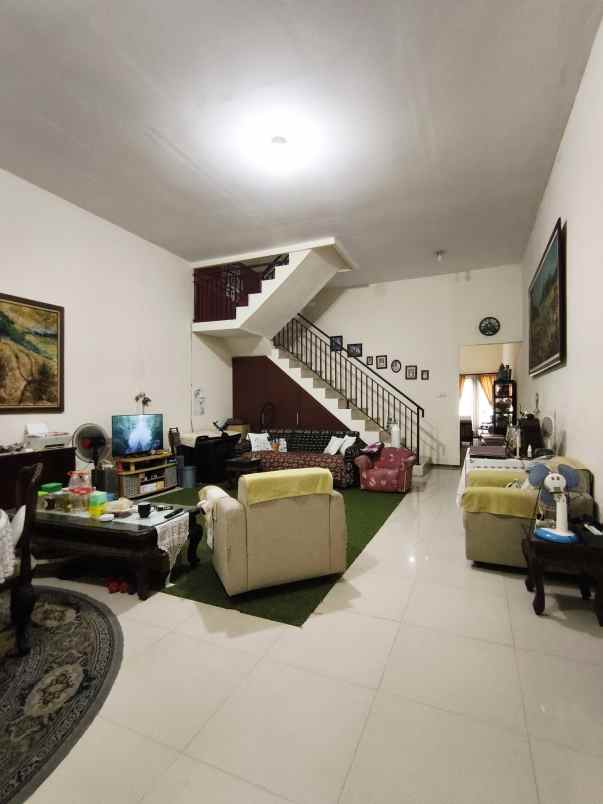 dijual rumah mojokidul