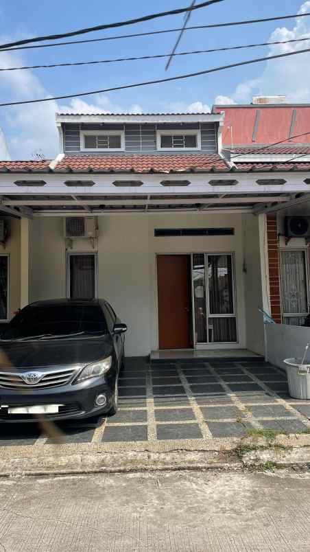 dijual rumah mutiara gading city