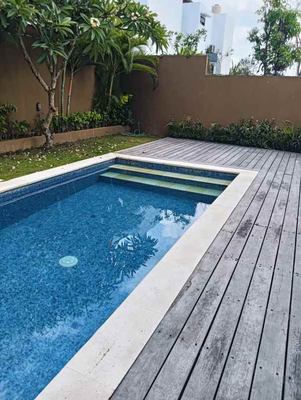 dijual rumah nusa dua bali