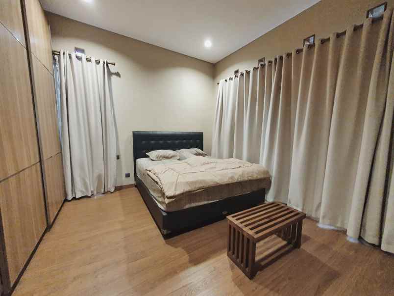 dijual rumah pada asih setiabudi