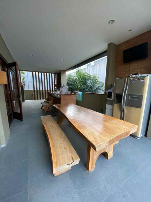 dijual rumah pada asih setiabudi