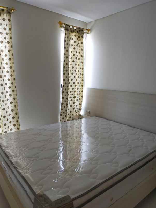 dijual rumah pakuwon city suvadiva