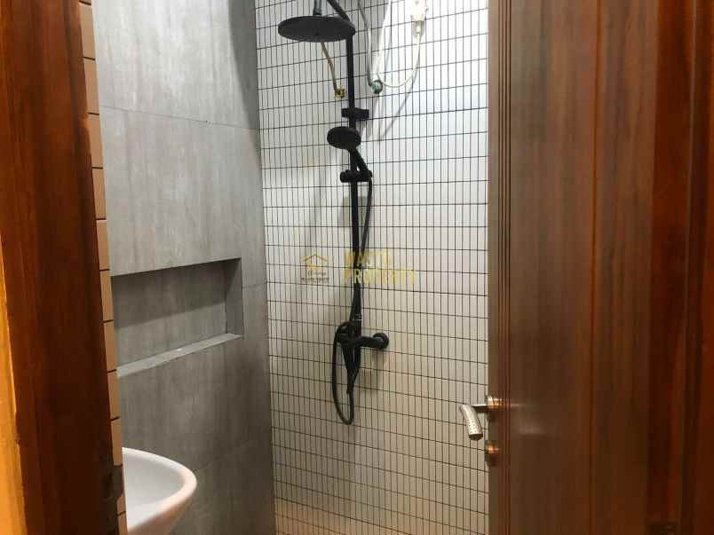 dijual rumah pandes panggungharjo kec