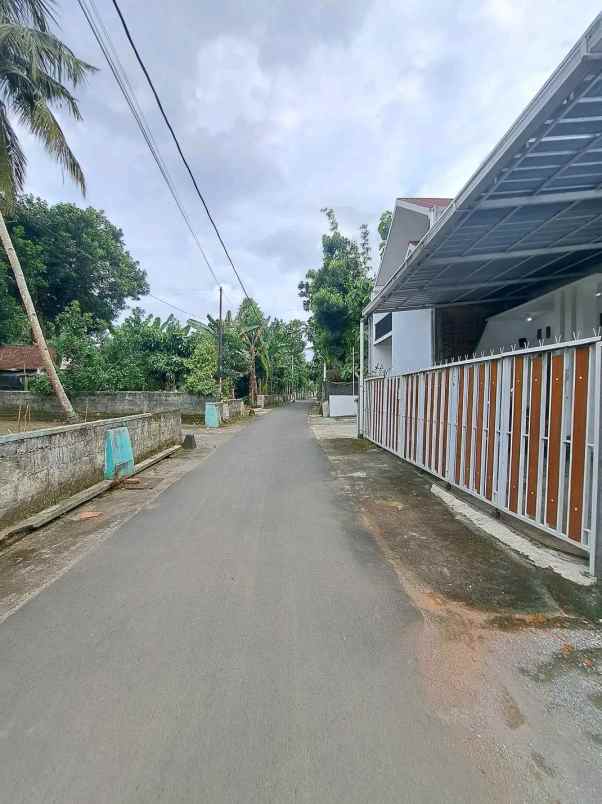 dijual rumah pasar cebongan