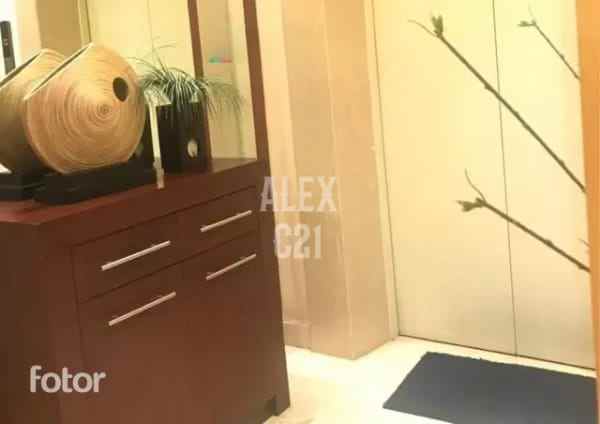 dijual rumah patal senayan