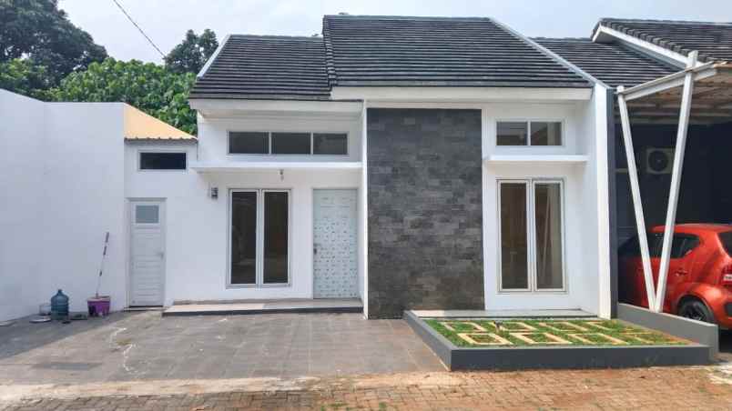 dijual rumah perumahan griya alam