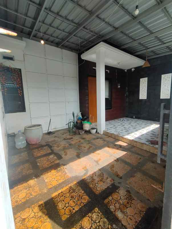 dijual rumah perumahan kedungkandang