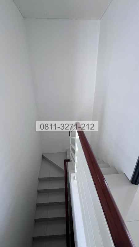 dijual rumah perumahan pondok tjandra