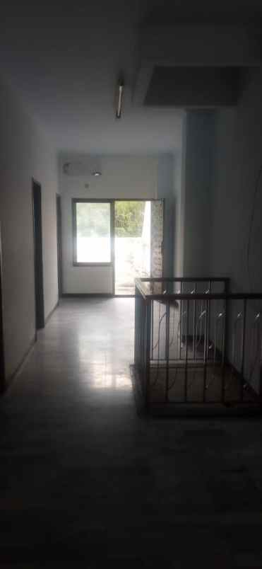 dijual rumah petogogan kebayoran baru