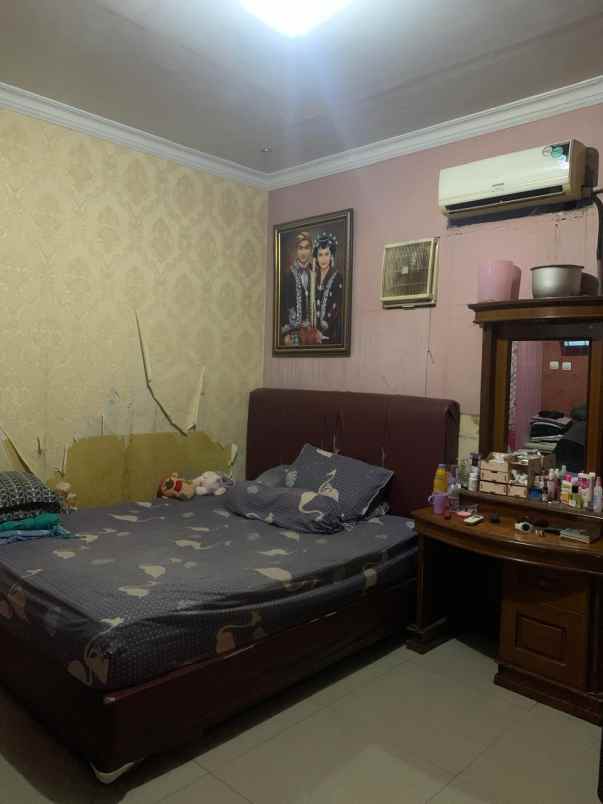 dijual rumah pondok kacang timur pondok