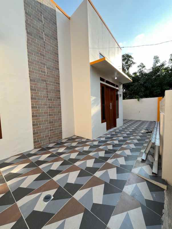 dijual rumah pondok ungu permai