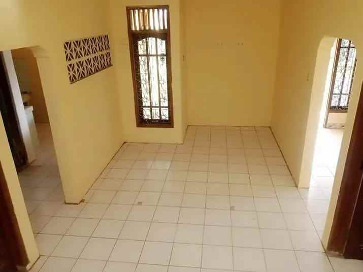 dijual rumah pucang gading