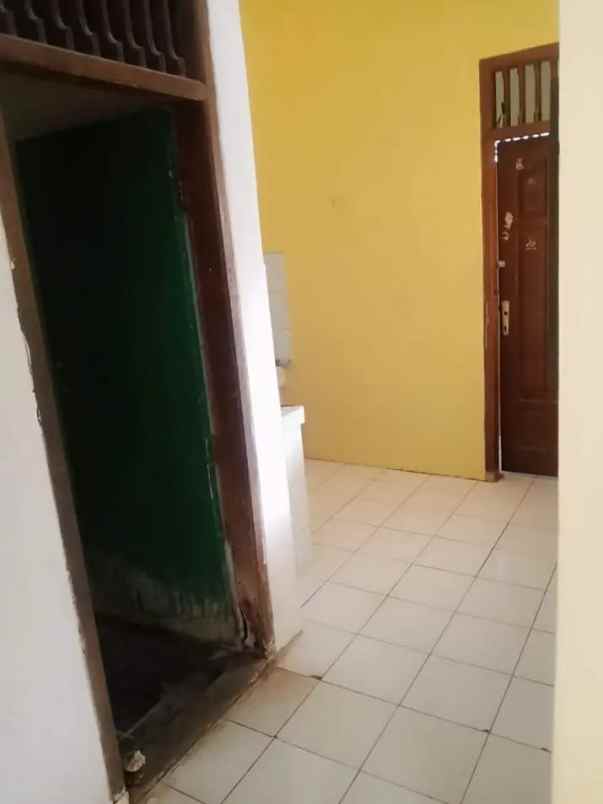 dijual rumah pucang gading