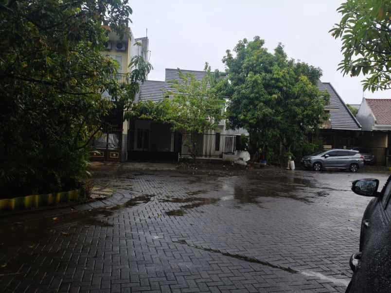 dijual rumah purimas