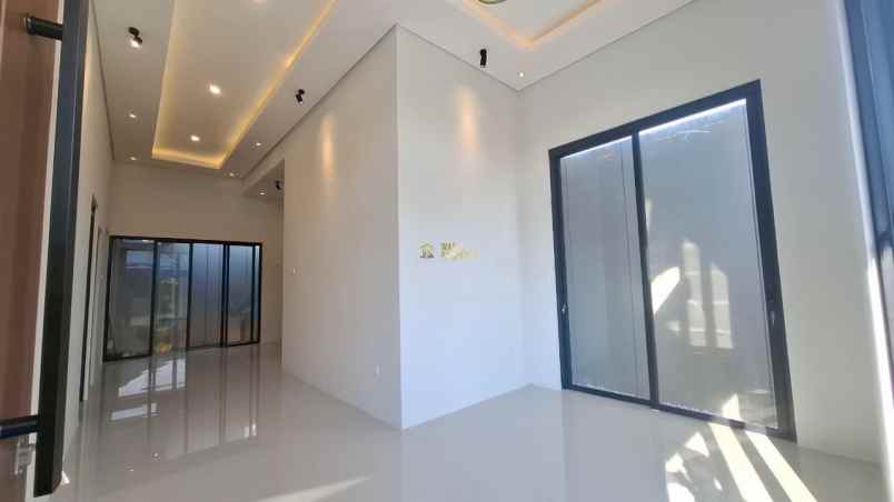 dijual rumah purwomartani kalasan