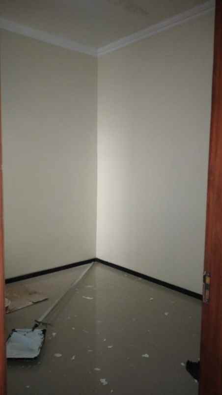 dijual rumah puskesmas kalasan