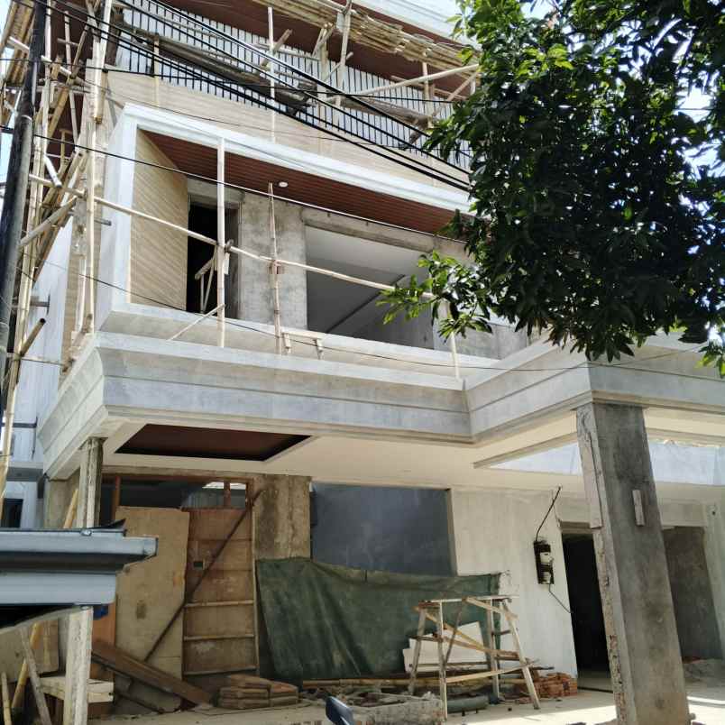 dijual rumah radio dalam gandaria utara