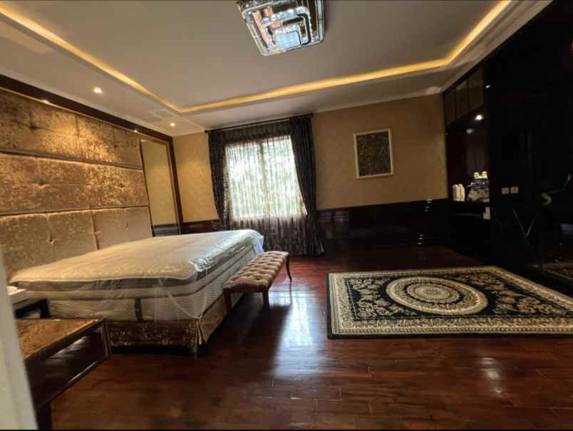 dijual rumah river valley residence