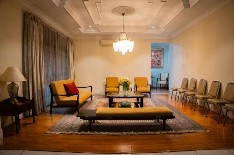 dijual rumah rumah di kayu putih