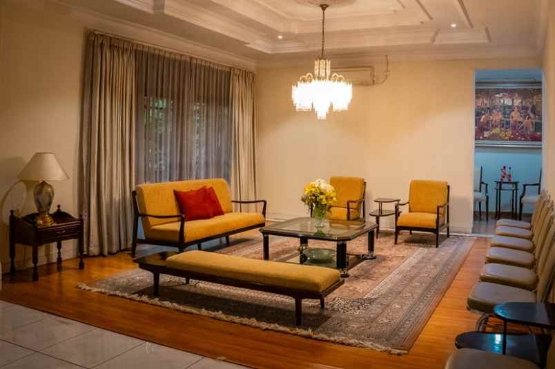 dijual rumah rumah di kayu putih