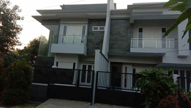 dijual rumah rumah pulomas jakarta timur