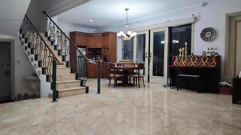 dijual rumah rumah pulomas jakarta timur