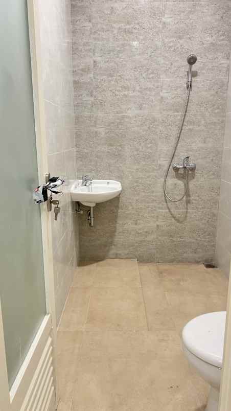 dijual rumah rungkut harapan