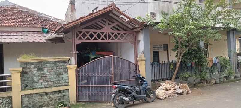 dijual rumah serpong utara