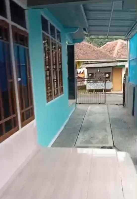dijual rumah siap huni rumah sudah renov strategis