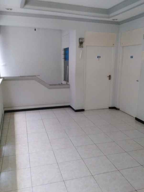 dijual rumah siwalankerto