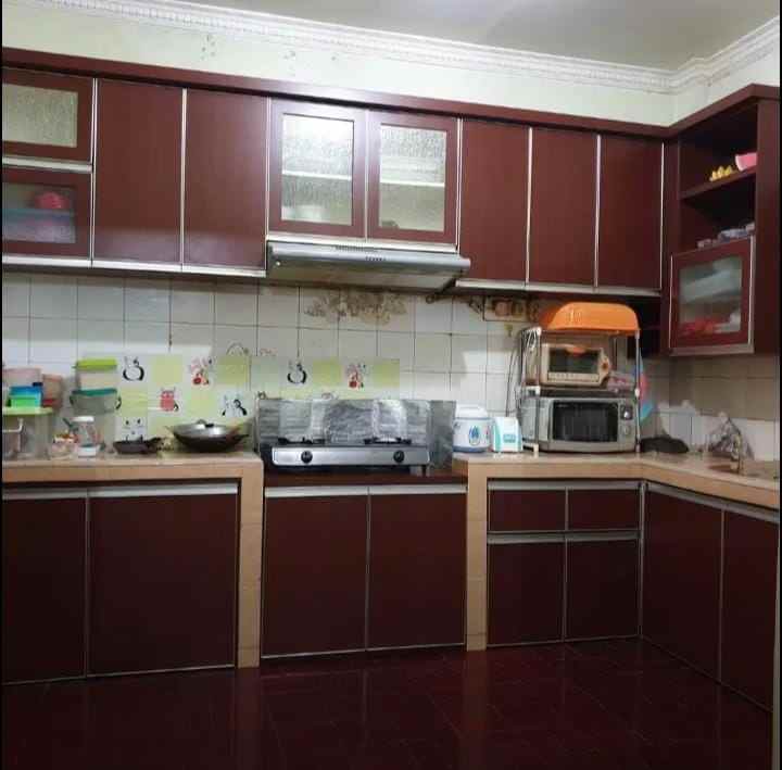 dijual rumah strategis dekat lrt