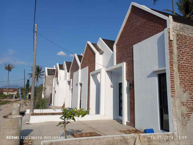 dijual rumah sukajadi