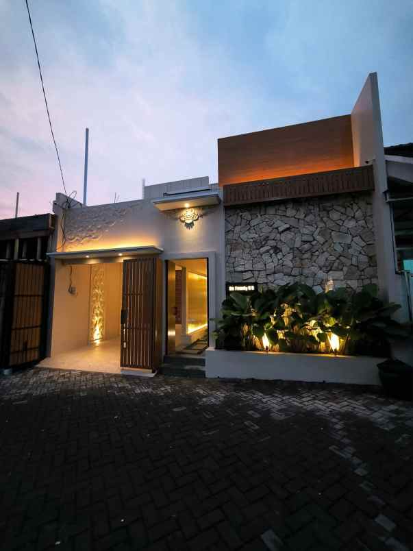 dijual rumah sukun malang