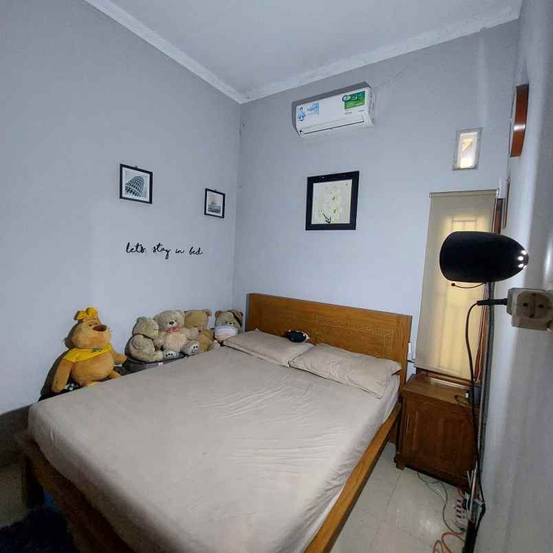 dijual rumah sumberarum