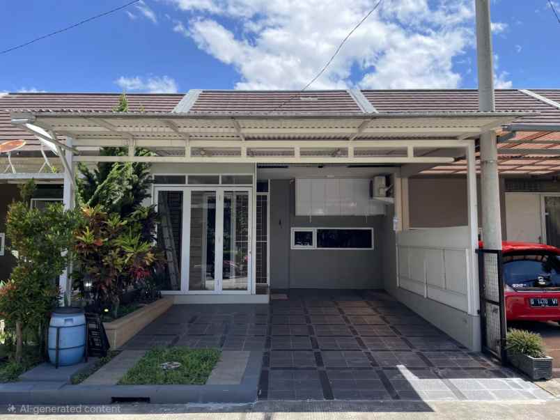 dijual rumah taman kopo indah 5 cluster