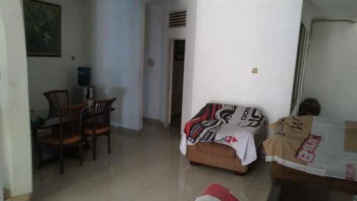 dijual rumah taman modern