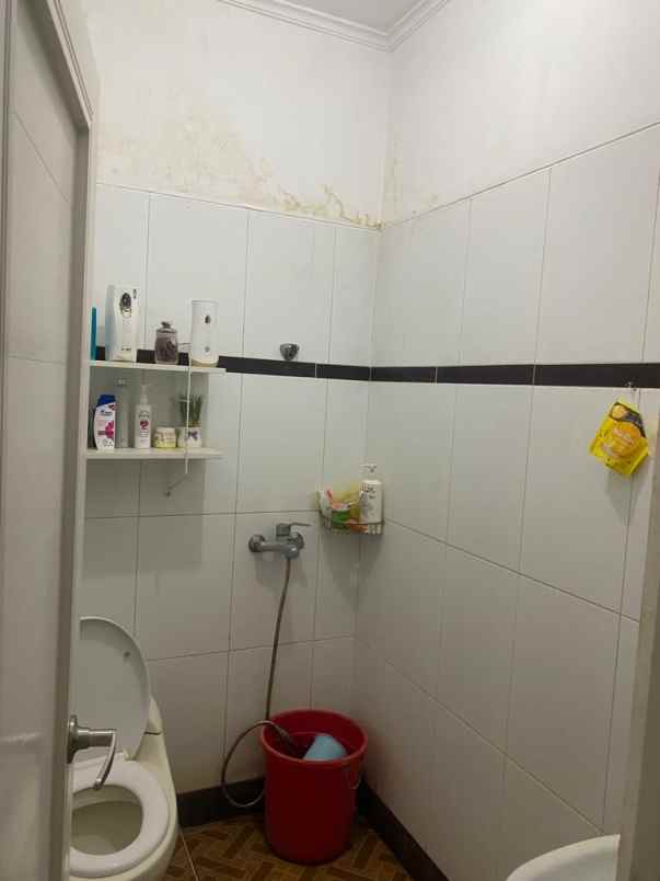 dijual rumah taman sari majapahit