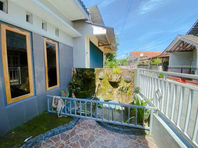 dijual rumah tamanmartani