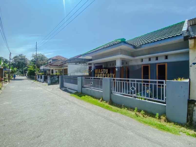 dijual rumah tamanmartani