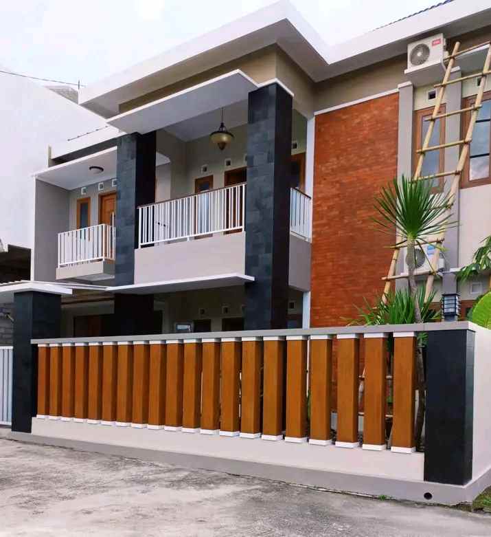 dijual rumah tamanmartani kalasan
