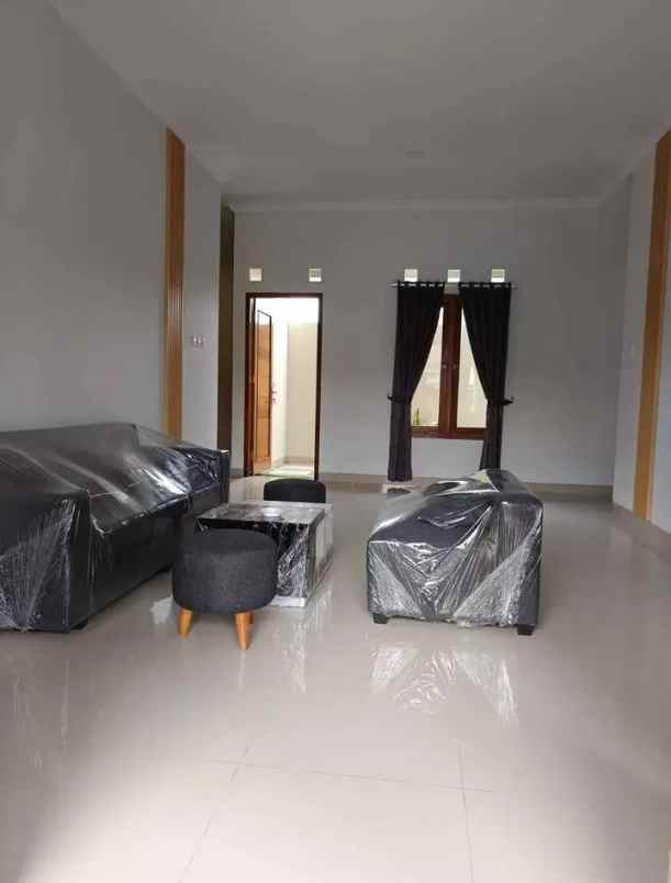 dijual rumah tamanmartani kalasan