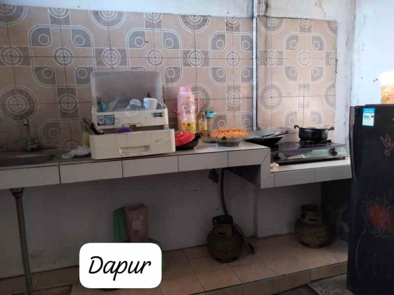 dijual rumah tamansari hills