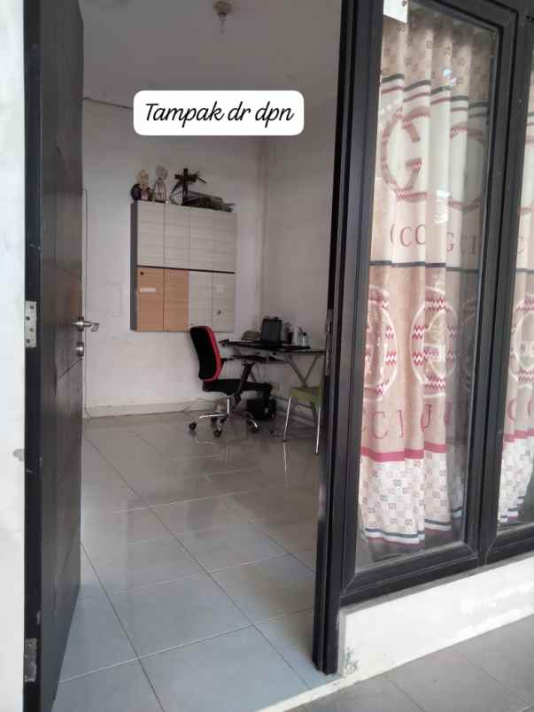 dijual rumah tamansari hills