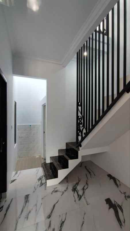 dijual rumah tapos cimanggis depok