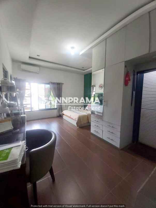 dijual rumah tapos depok