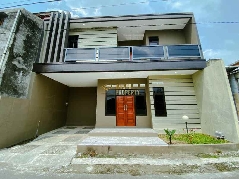 dijual rumah tegalrejo